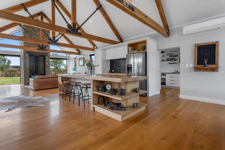 539 No. 10 Road Swannanoa_6