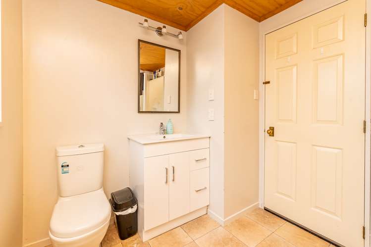 8 George Street Geraldine_17