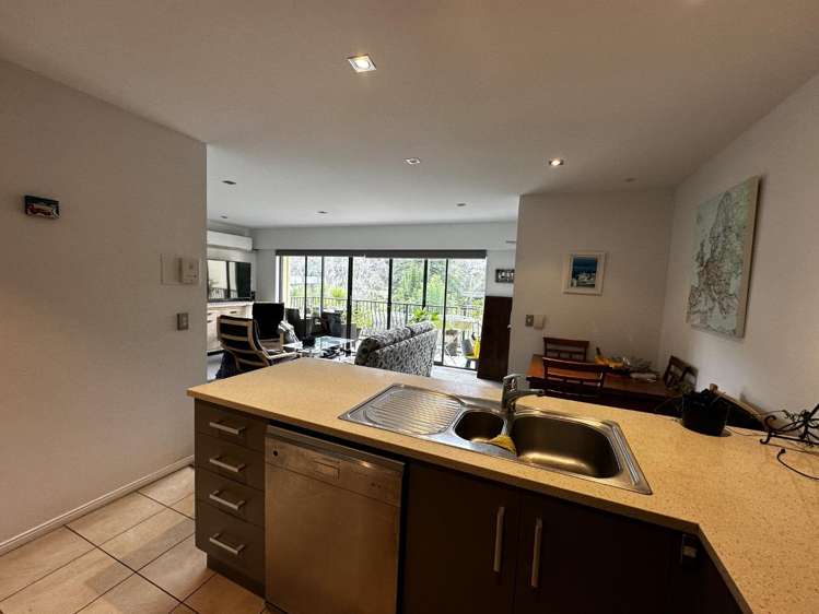 6/7 The Avenue 10862_6