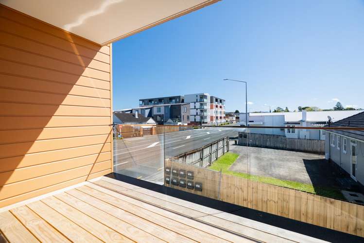 1/3153 Great North Road New Lynn_7