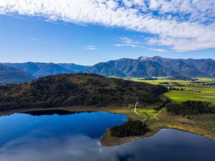 847 Lake Brunner Road_0