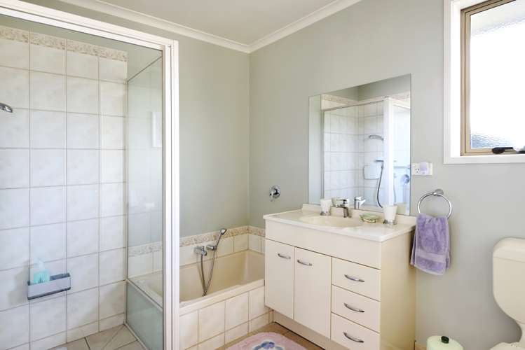 3 Chisnall Street Stoke_11