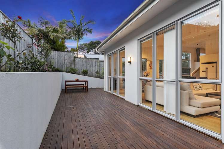 684a Beach Road Browns Bay_15