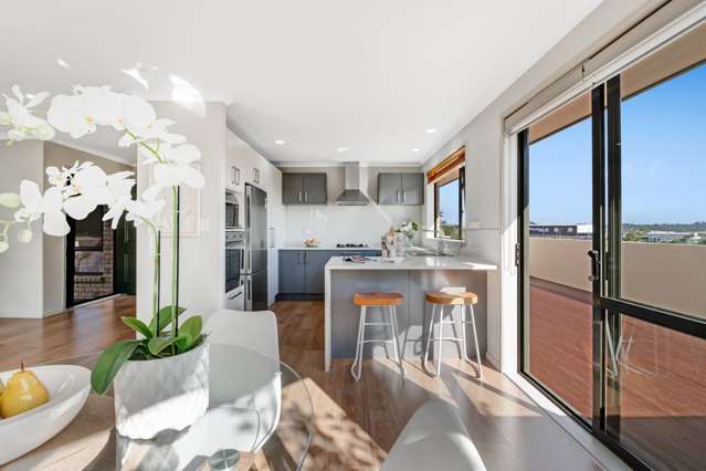 35 Black Teal Close Unsworth Heights_4