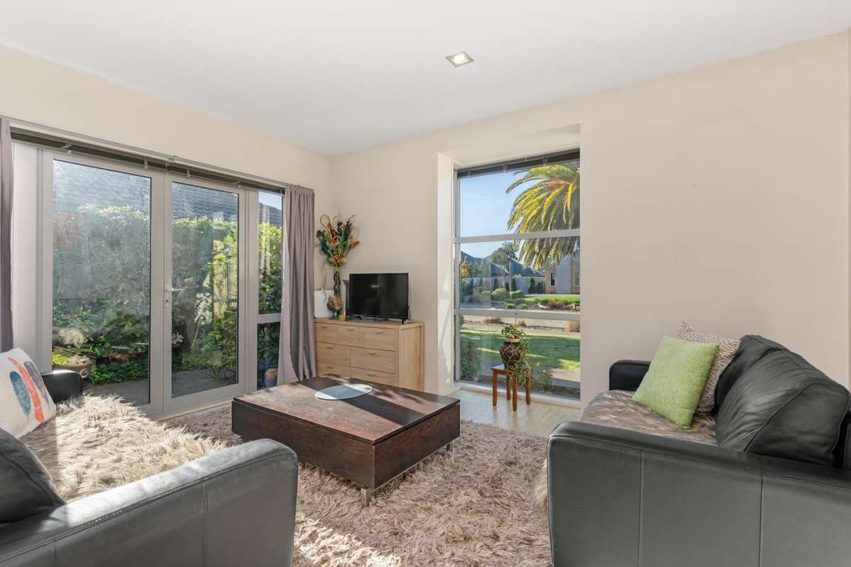 49 Country Palms Drive_3