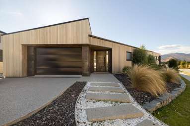 8 Spur Ridge Rise, Hanley's Farm_1