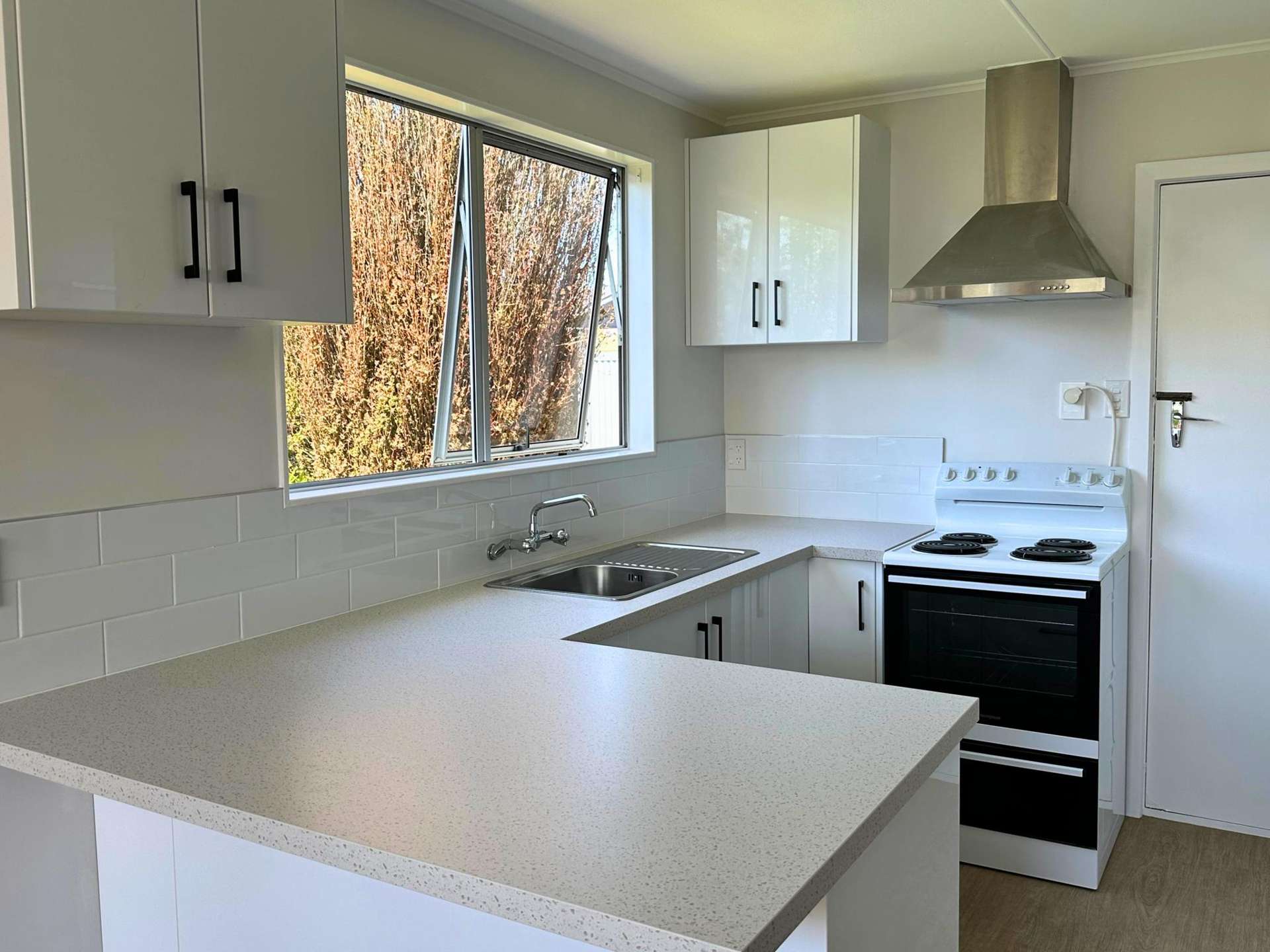 8A Weld Street Blenheim Central_0