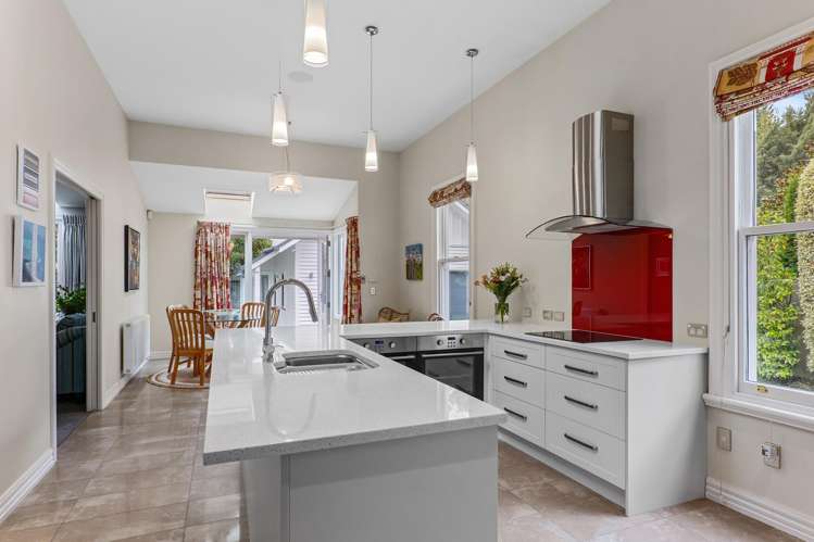 28 Knowles Street Merivale_12