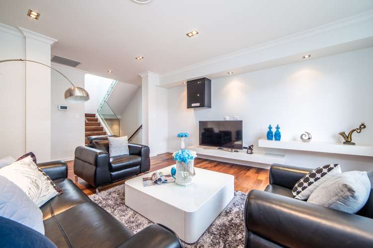 21 Bintulu Place Fairview Heights_14