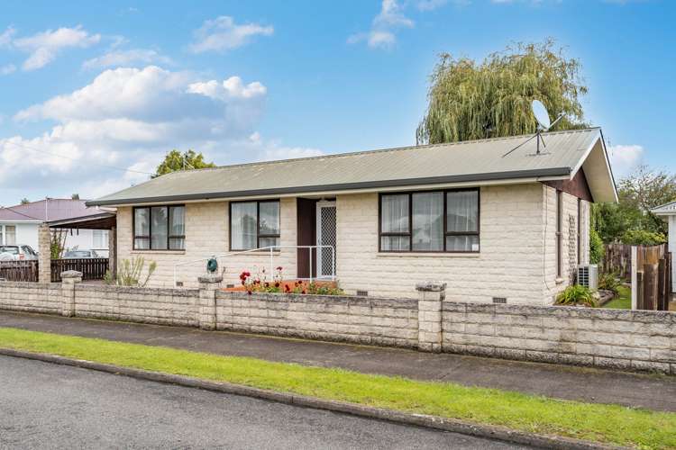 2a Jones Place Masterton_19