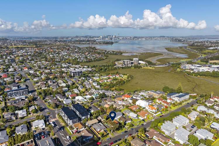 26 Byron Avenue Takapuna_17