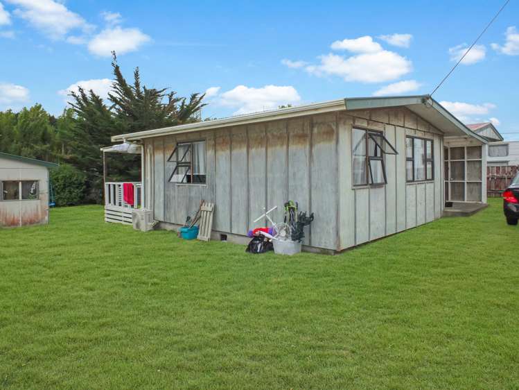 9 Hennessy Street East_0