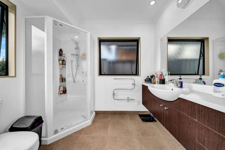 316 Ormiston Road Flat Bush_23