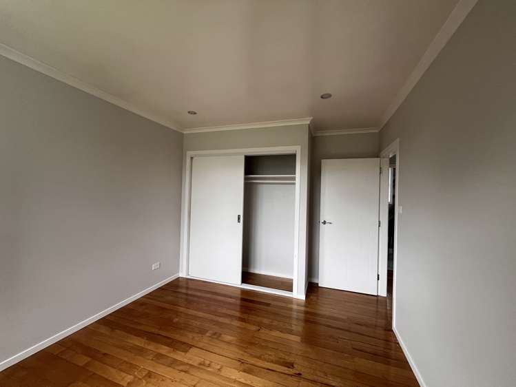 17 Tuakiri Street Point England_16