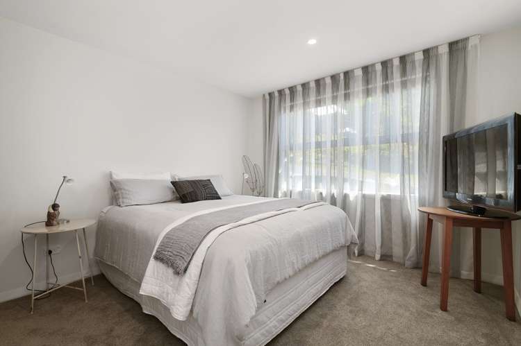 19h Te Mu Road Lake Tarawera_15