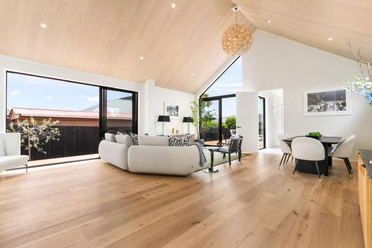 59 Main Road Redcliffs_1