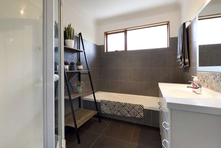 11 Stagg Place Brightwater_16