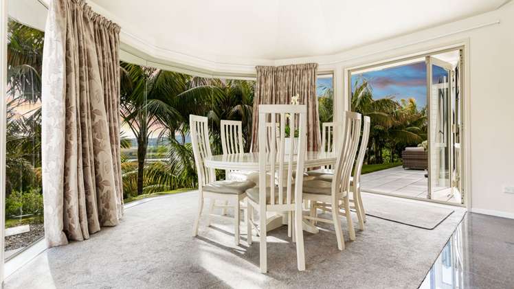 59 Whangaparaoa Road Red Beach_10