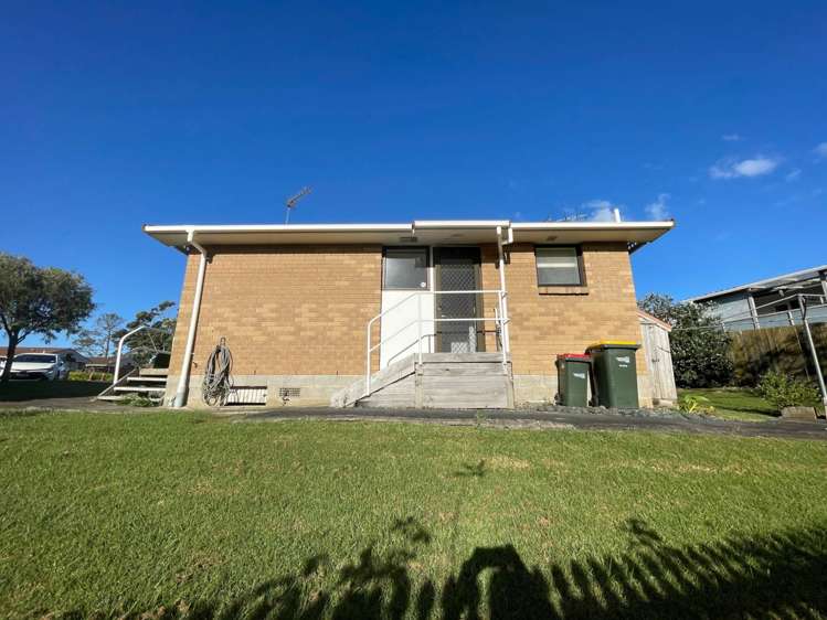 8/2 John Bracken Way Beach Haven_11