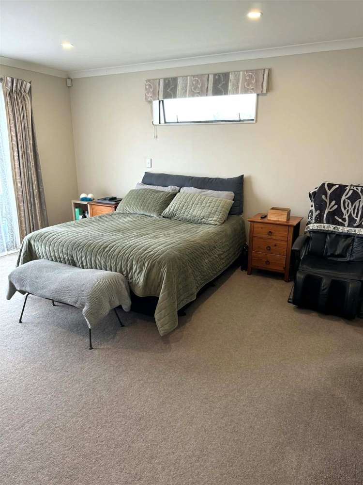 42 Peter Hall Drive Kelvin Grove_34