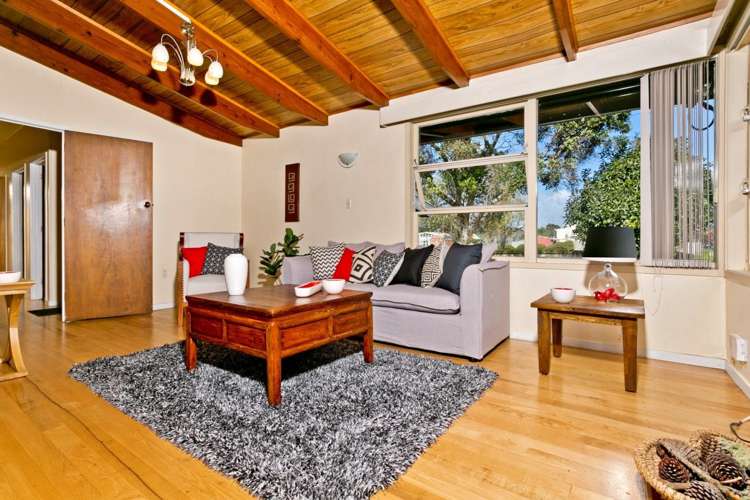 235 Lake Road Northcote_11