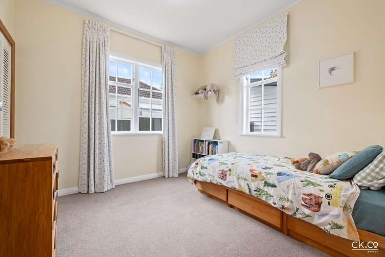26 Thornycroft Avenue Epuni_11