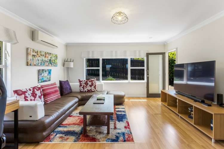 1/1 Broadview Place Howick_7