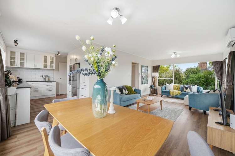 2/3 Bronwyn Place_2