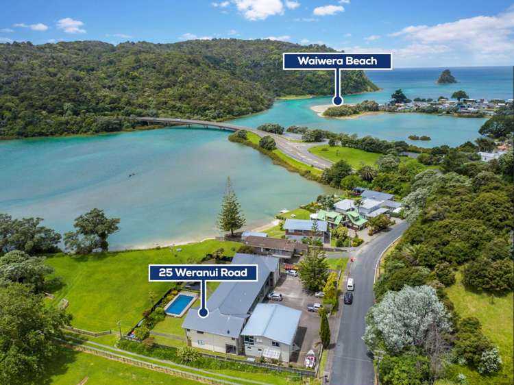 2a/25 Weranui Road Waiwera_15