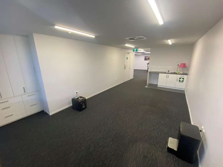 5/19 William Lewis Drive Sockburn_11