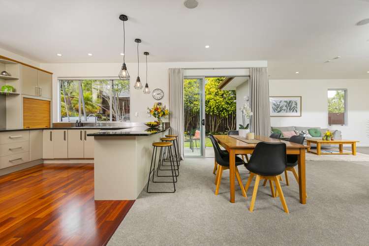 23 George Deane Place Greenhithe_2