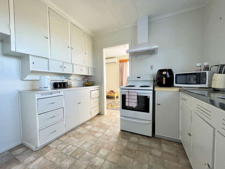 9 Blucks Road_2