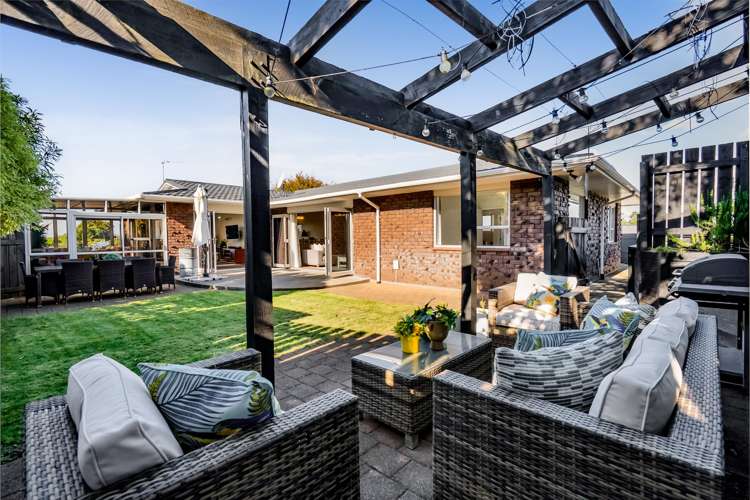 1 Cabot Place Frankleigh Park_24
