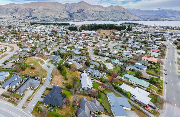 7 Greenwood Lane Wanaka_11