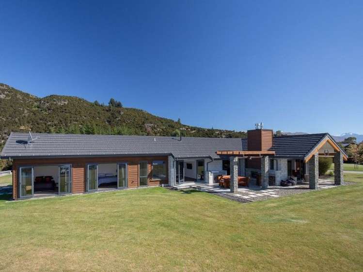 958 Aubrey Road Albert Town_0