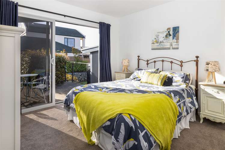 8 Ridgetop Rise Fairhall_21