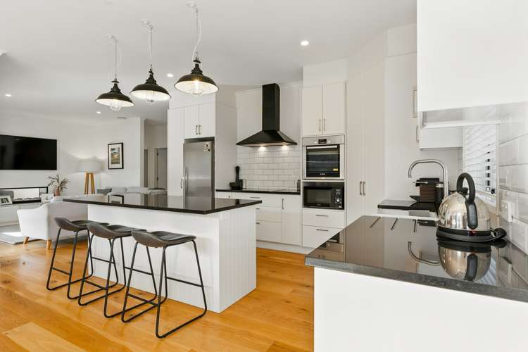 312 Birdwood Road_3