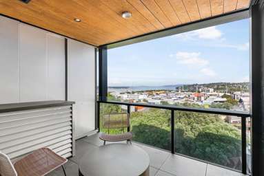 404/158 Onehunga Mall_1