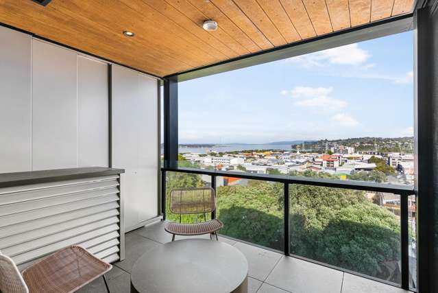 WARM COSY LIVING - ONEHUNGA MALL CLUB