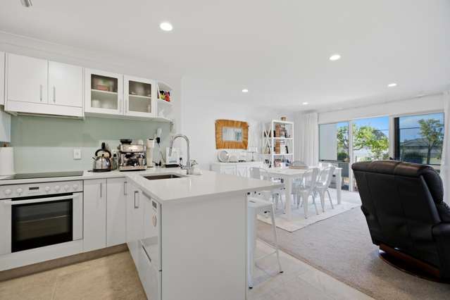 1/111 Santa Monica Drive (Pacific Palms) Papamoa_4