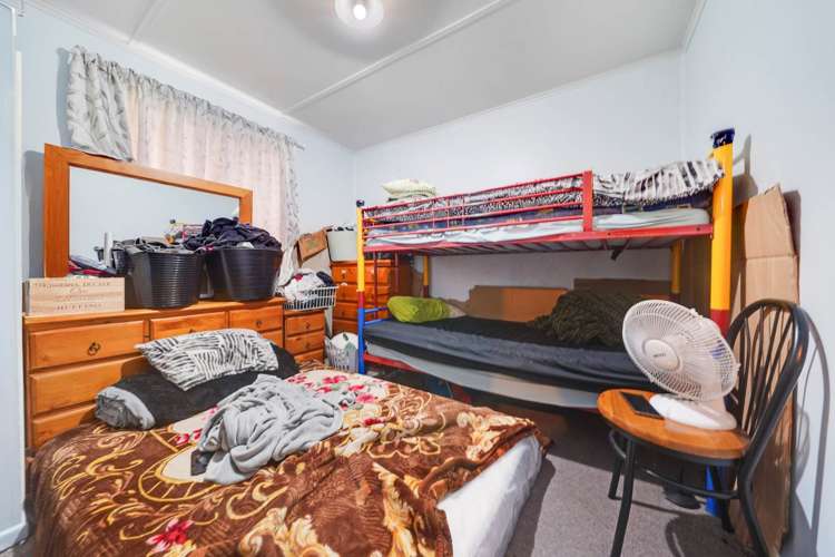 2/34 Plumley Crescent Mangere_4