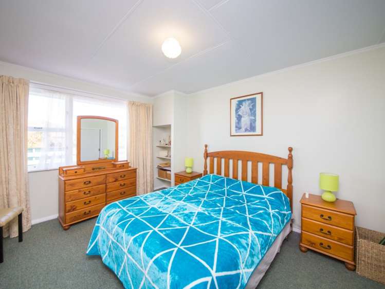 75 Derby Street Feilding_10