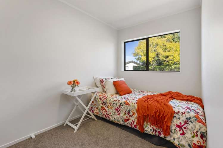 50B Mirrabooka Avenue Botany Downs_10