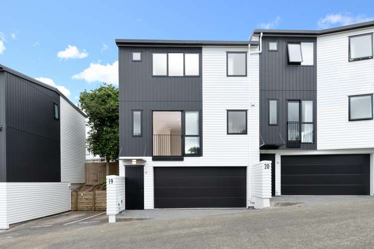 19/69 Target Road Totara Vale_1