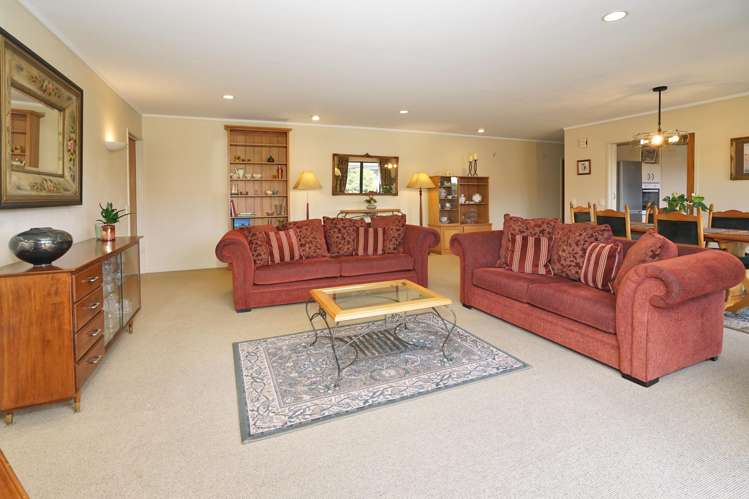 54 Grosvenor Gardens Flagstaff_3