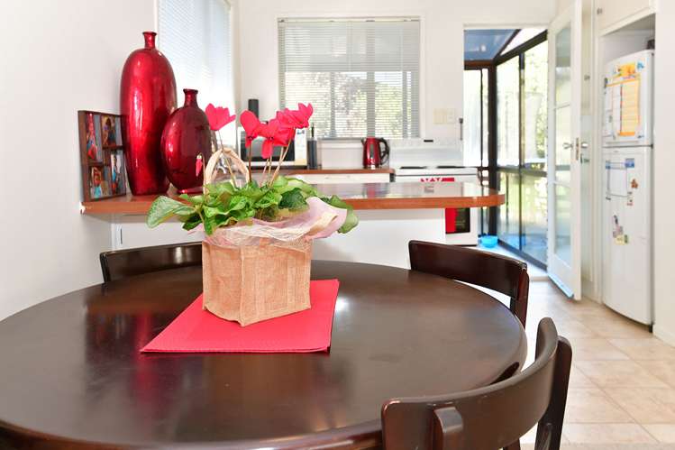 2/92 Florence Avenue Orewa_6