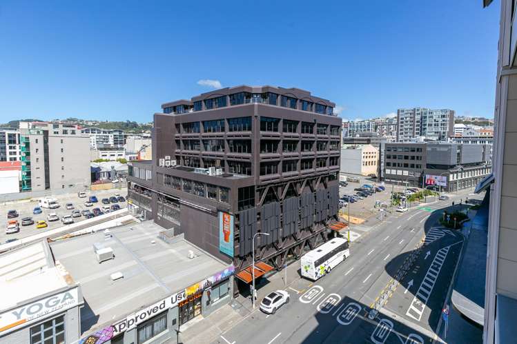 7F/245 Wakefield Street Te Aro_12