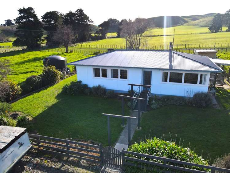 881 Cowper Road Dannevirke_1