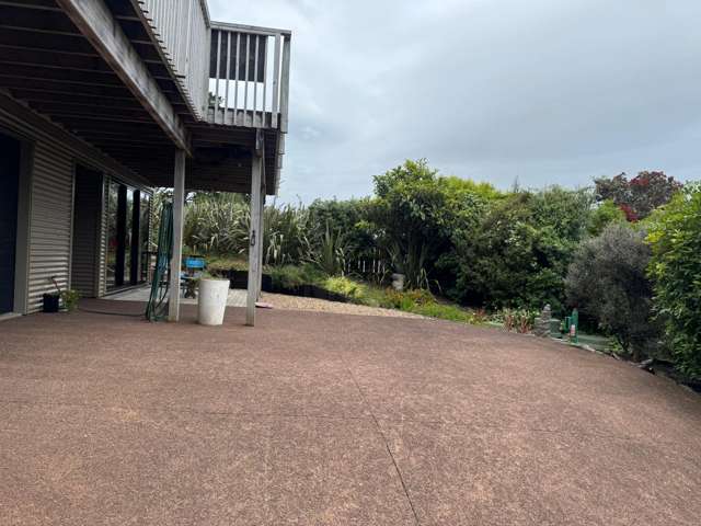 34 Victoria Road South Onetangi_3