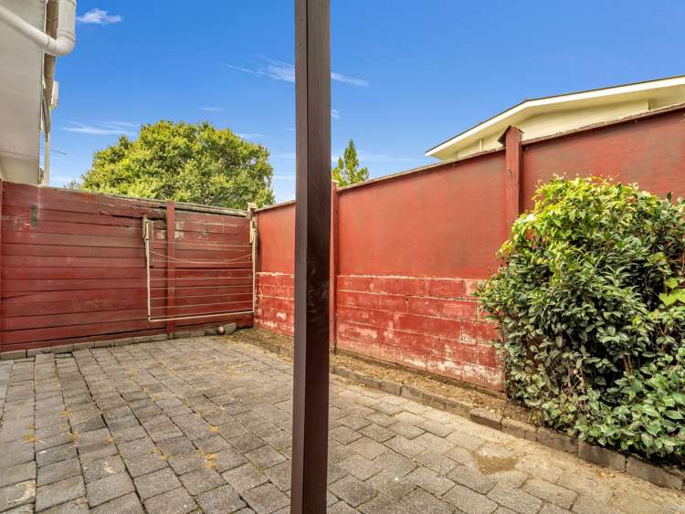 5/66 Robinson Avenue Holdens Bay_17